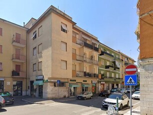 Immobile commerciale in Vendita a Grosseto, 82'500€, 80 m²