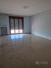 Lecce zona Mazzini - NON ARREDATO 230 mq