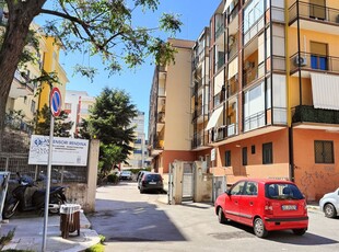 Magazzino di 575 mq a Bari - San Pasquale bassa (zona Campus)