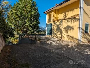 Monte di Cassano: Villa in Contrada Vacanti Liti