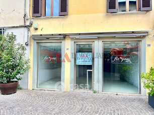 Negozio/Locale commerciale in Affitto in Corso G. Matteotti 27 a Pontedera
