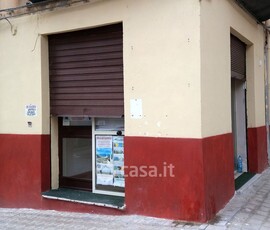 Negozio/Locale commerciale in Affitto in Via acri a Reggio Calabria