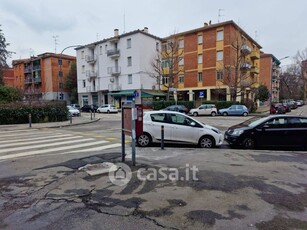 Negozio/Locale commerciale in Affitto in Via Alberto Calda a Bologna