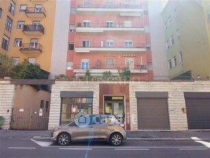 Negozio/Locale commerciale in Affitto in Via Lodovico Pavoni a Brescia