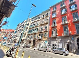Negozio/Locale commerciale in Affitto in Via Salvator Rosa a Napoli