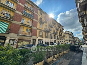 Negozio/Locale commerciale in Affitto in Via Santa Giulia 39 a Torino