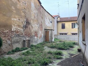 Palazzina commerciale in vendita a Faenza