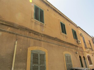Palazzo in vendita a Catania Ognina