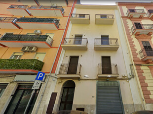 Palazzo / Stabile/483 mq a Bari - Libertà (zona Fronte Eurospin)