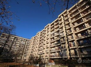 PANORAMICO QUADRILOCALE CON DOPPI SERVIZI, CANTINA