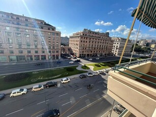 Quadrilocale in Affitto a Genova, zona CENTRO, 1'000€, 46 m², arredato