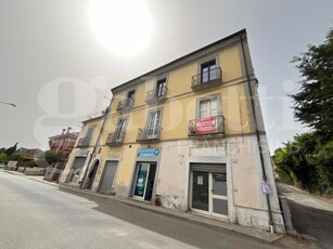 Quadrilocale in Via Vincenzo Di Matteo 8, Piedimonte Matese, 2 bagni