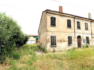 Rustico casale in vendita a Conselice Ravenna Lavezzola