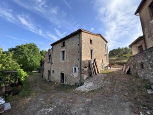 Rustico casale in vendita a Cosenza Donnici Inferiore