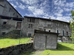 Rustico casale in vendita a Teglio Sondrio San Sebastiano