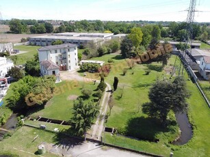 Terreno edificabile in vendita a Ozzero