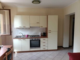 Trilocale in Affitto a Perugia, zona Periferia, 550€, 70 m², arredato