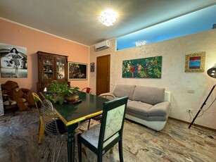Trilocale in Vendita a Pisa, 260'000€, 75 m², arredato