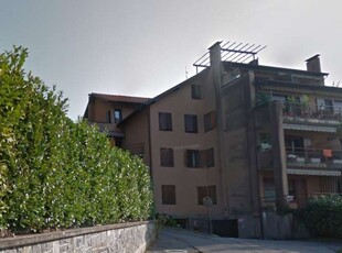 Trilocale in Via Mulino, Porlezza, 1 bagno, garage, 77 m² in vendita