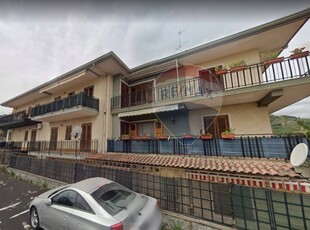 Trilocale in Via Provinciale Per Riposto, Acireale, 1 bagno, 74 m²