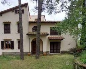 VILLA A RIGNANO SULL'ARNO (FI)