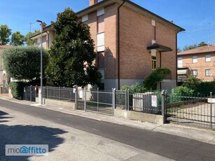 Villa a schiera arredata Ferrara