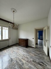 Villa bifamiliare in vendita a Fiorenzuola D'arda Piacenza