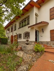 Villa bifamiliare in vendita a Polinago Modena