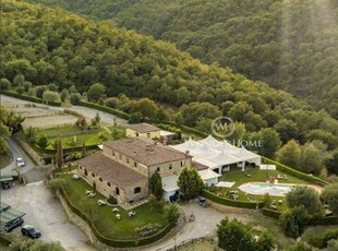 Villa con terrazzo a Torrita di Siena