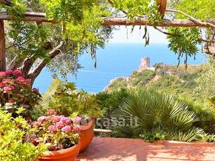 Villa in Affitto in a Monte Argentario