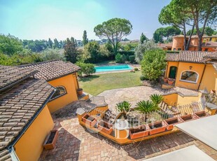 Villa in Affitto in Largo Olgiata a Roma
