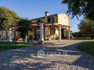 Villa in Affitto in Località Erbosa a San Giuliano Terme