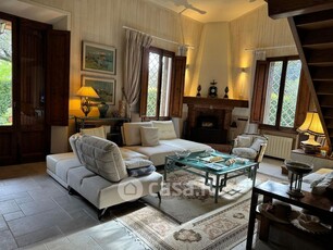 Villa in Affitto in Via Padre Ignazio da Carrara 43 a Forte dei Marmi