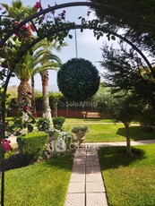 Villa in Affitto in Via Potenza 17 a Mascalucia