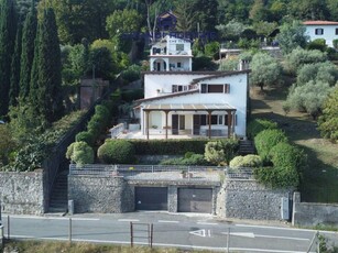 Villa in vendita a Ameglia