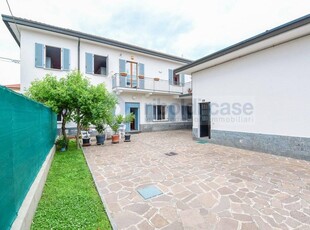 Villa in vendita a Cabiate