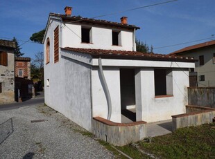 Villa in vendita a Capannori