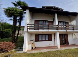 Villa in vendita a Pettenasco