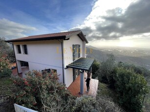 Villa in vendita a Pietrasanta