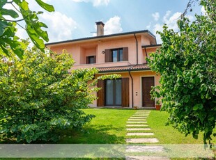 Villa in vendita a Ponzano Veneto