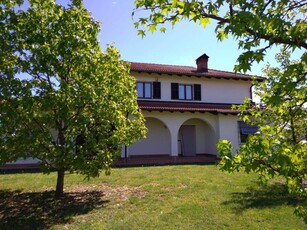 Villa in vendita a Predosa