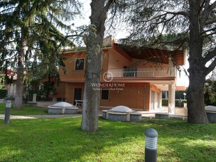 Villa in vendita a Roma