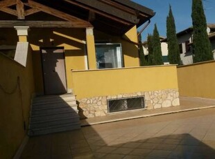 Villa in Vendita a Roma Via dei Fratelli Palma