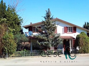 Villa in vendita a Savignano Sul Rubicone