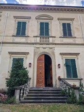 Villa in vendita a Sesto Fiorentino Firenze Centro