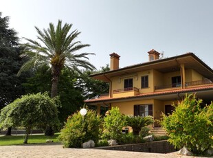 Villa in vendita a Velletri