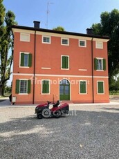 Villa in Vendita in Strada Vignolese a Modena