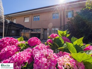 Villa in Vendita in Via Arnaldo Piutti 159 a Udine