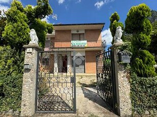 VILLA SINGOLA A ORTE