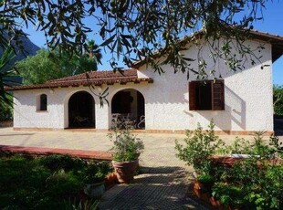 Villa unifamiliare in affitto a Cinisi